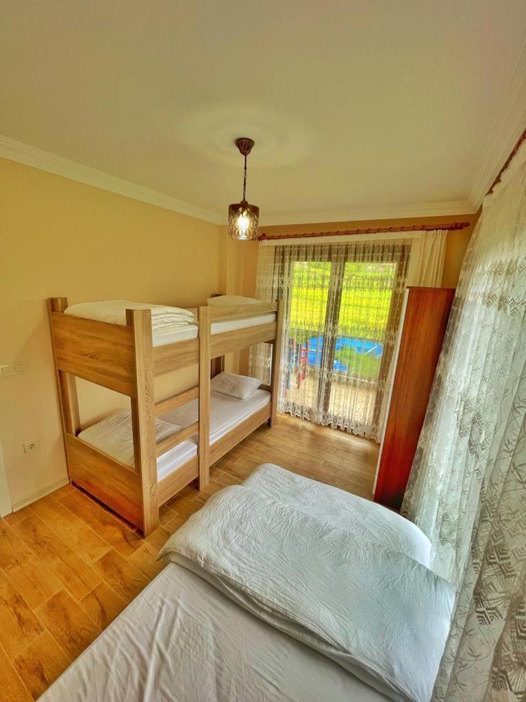 Zeren Pansiyon Kamalac Exterior foto